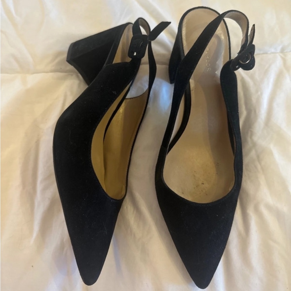 Ann Taylor black heels